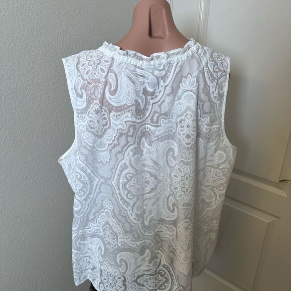 NWT Liz Claiborne White Paisley Sleeveless Tank Top Sz 2X - Picture 3 of 4